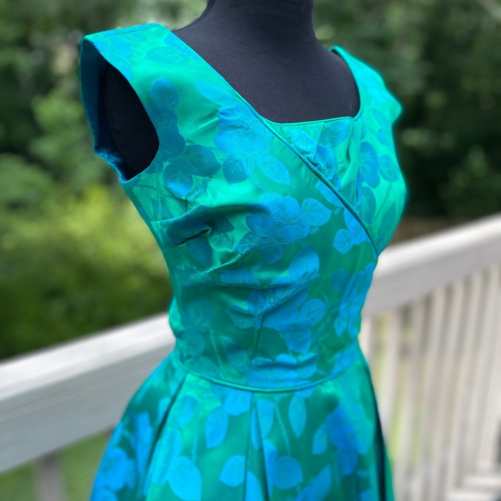 Vintage 50s 60 Metallic Mini Damask Cocktail Dress - Picture 6 of 10